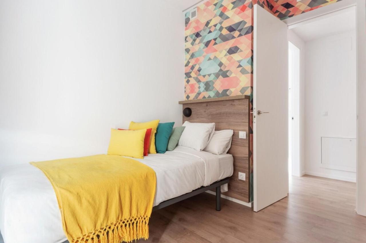 Incredible Design 2 Bedroom Apartment In Centro マドリード エクステリア 写真