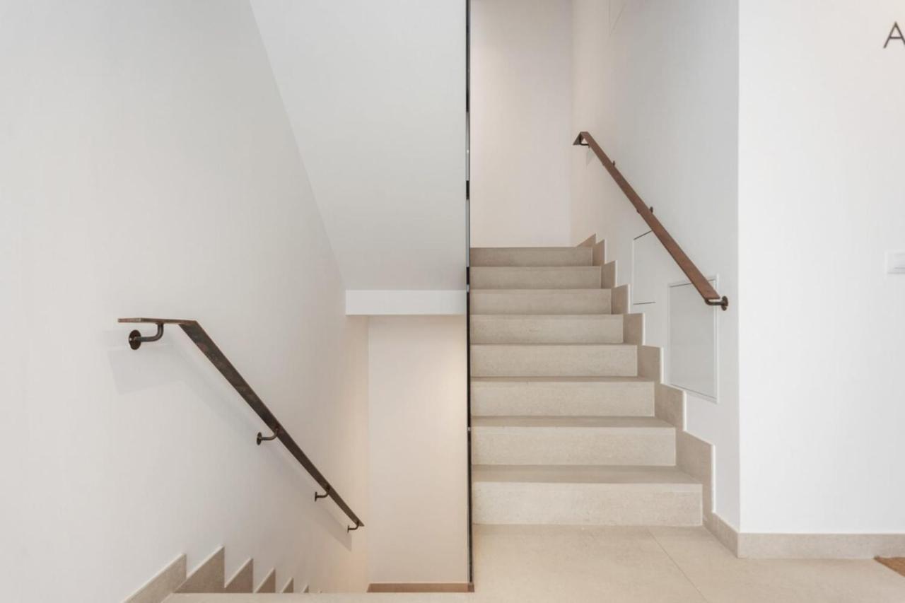 Incredible Design 2 Bedroom Apartment In Centro マドリード エクステリア 写真